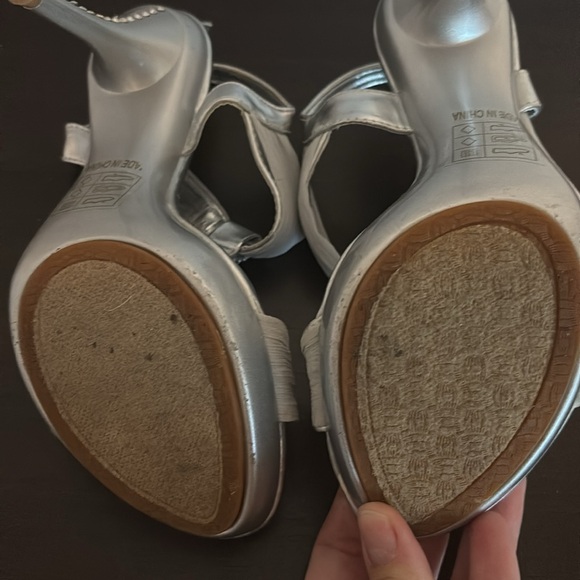 Michaelangelo Women’s Strappy Heeled Sandals, Good Used Condition! Size 7 - Picture 5 of 6